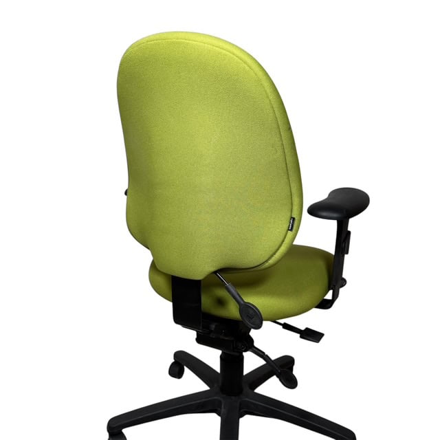 Chaise ergocentric verte